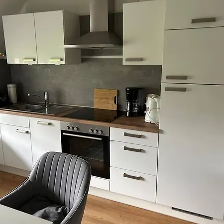 Idyllische Ferienwohnung In Wiefelstede Exterior foto